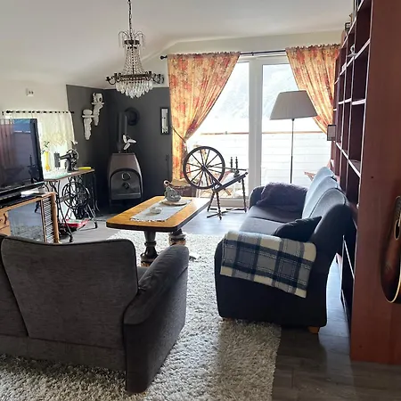 Iris Vedal אתר קמפינג